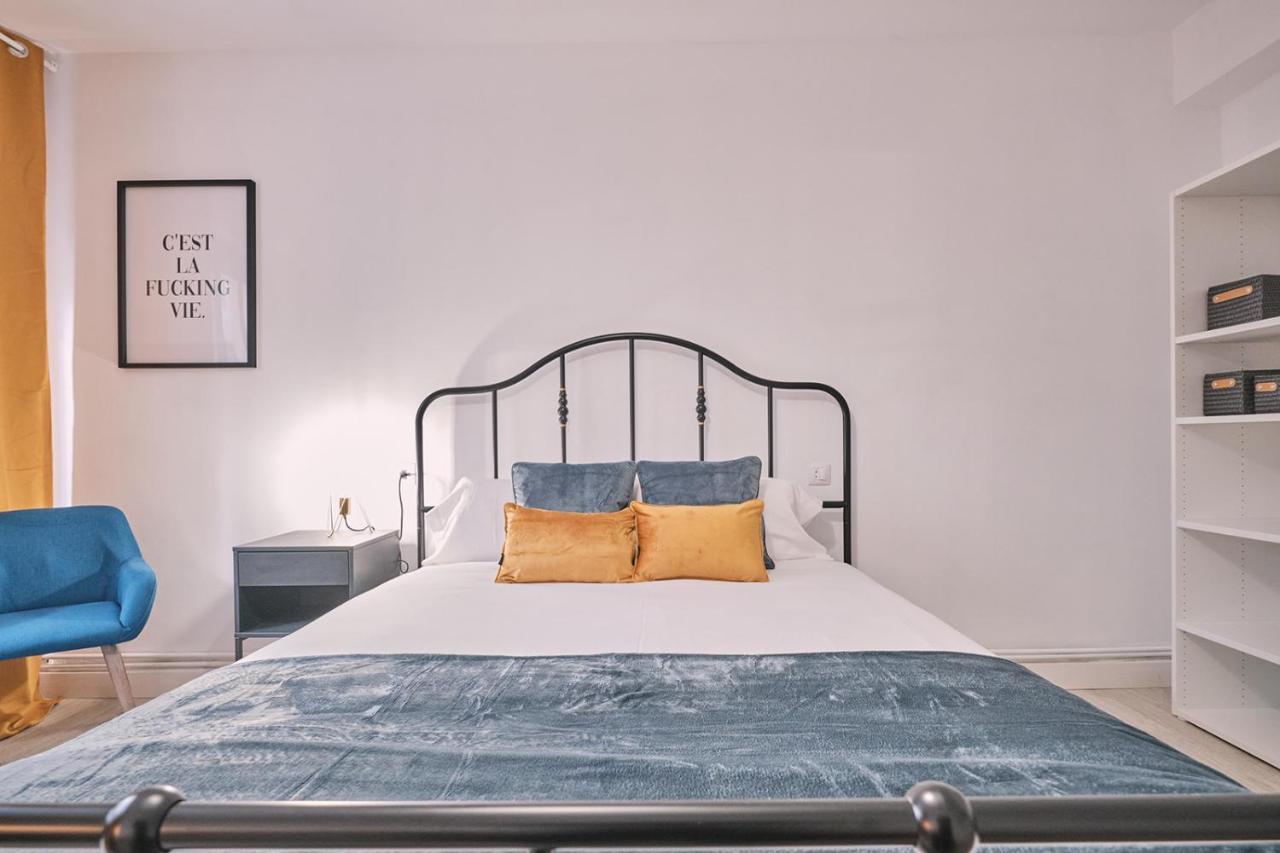 Dada Coliving & Rooms By Serendipia Turismo ซานติอาโก เด กอมโปสเตลา ภายนอก รูปภาพ