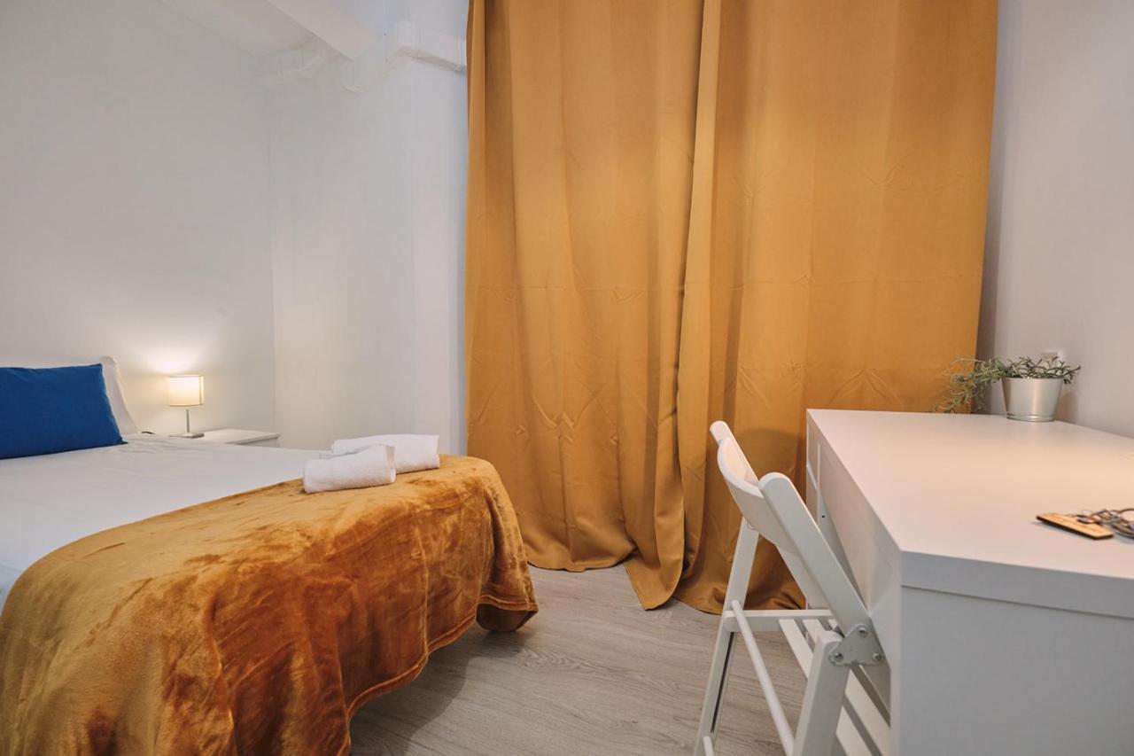 Dada Coliving & Rooms By Serendipia Turismo ซานติอาโก เด กอมโปสเตลา ภายนอก รูปภาพ