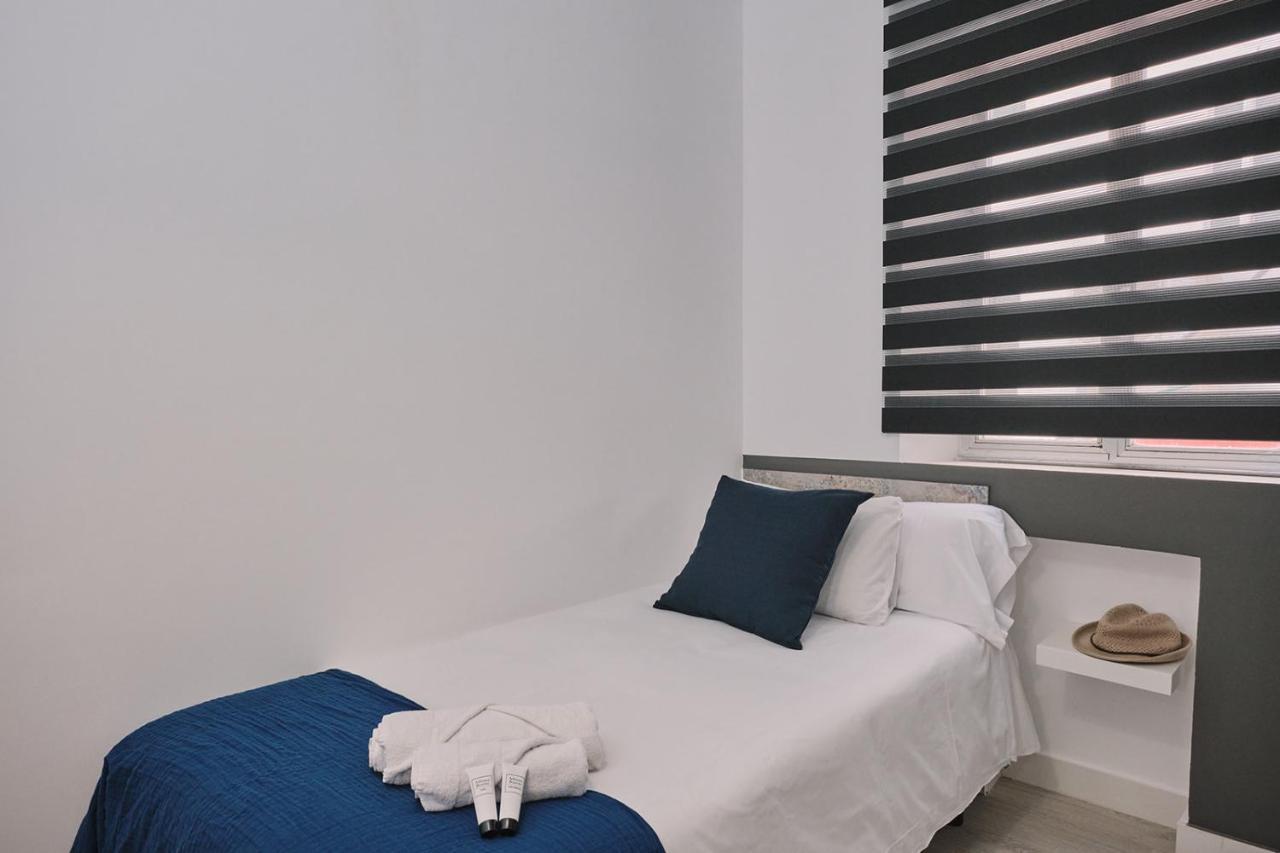 Dada Coliving & Rooms By Serendipia Turismo ซานติอาโก เด กอมโปสเตลา ภายนอก รูปภาพ