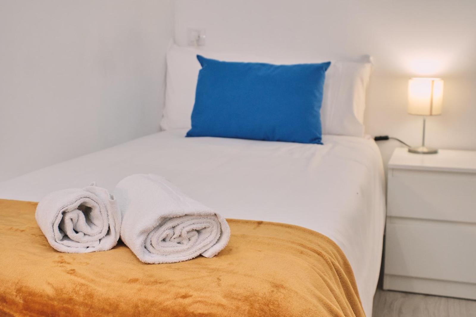 Dada Coliving & Rooms By Serendipia Turismo ซานติอาโก เด กอมโปสเตลา ภายนอก รูปภาพ